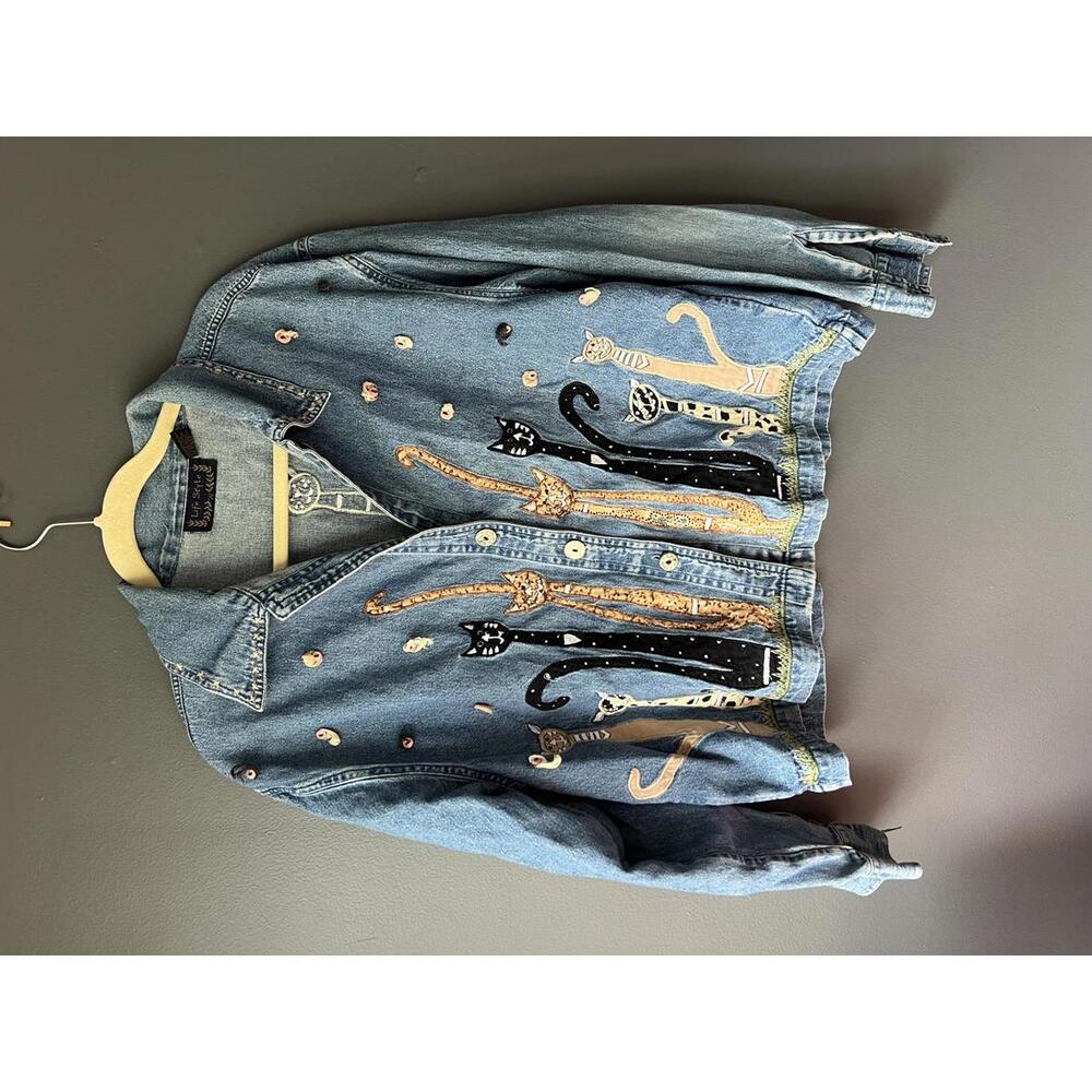 Vintage Lifestyle  Denim Jacket with Cat Embroidery